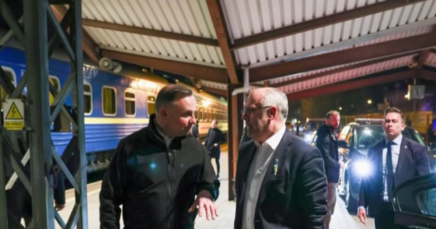 Președintele polonez Andrzej Duda, la Kiev: „Este cruzime, banditism, terorism, nu război”