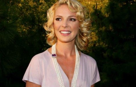 Katherine Heigl solicita daune de 6 mil. dolari de la un lant de farmacii