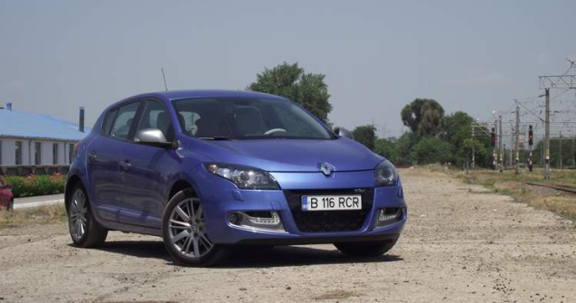 Renault anunta un diesel twin-turbo de 160 CP