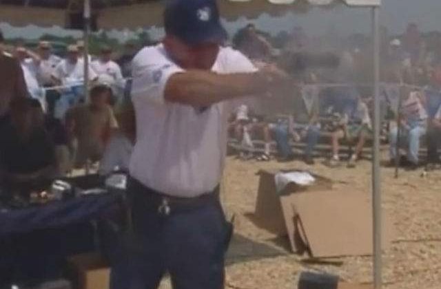 [VIDEO] Record mondial: A tras opt gloante intr-o secunda