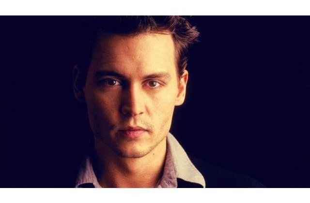 Johnny Depp vrea sa reformeze fosta sa trupa rock