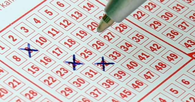 Un sucevean care a câștigat la LOTO a fost jefuit după ce a încasat banii