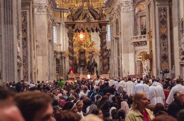 Romano-catolicii din întreaga lume au sărbătorit Joia Paștelui
