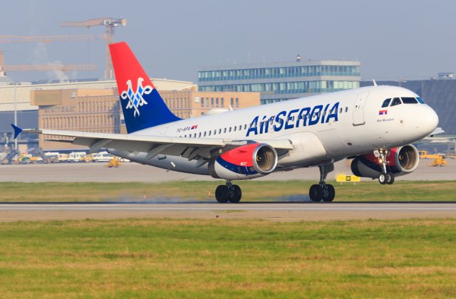 Ucraina și o țară din UE, acuzate de președintele Serbiei pentru amenințările cu bombă asupra avioanelor Air Serbia