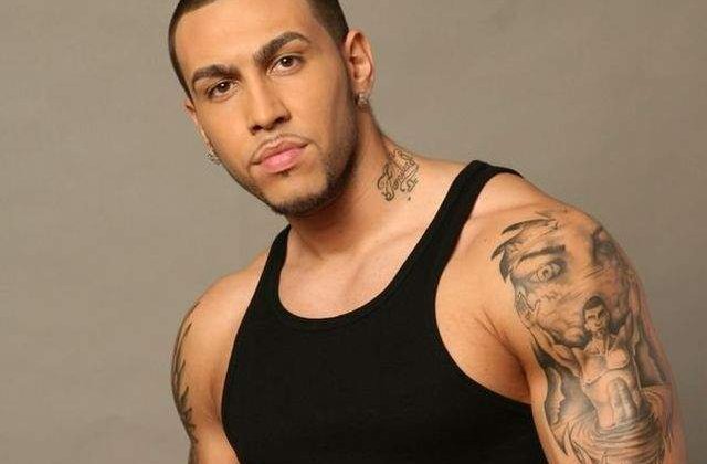 Smiley si Alex Velea, in rol de pepenari in comedia #Selfie