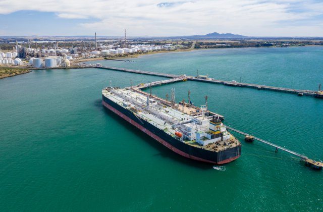 Grecia a confiscat un petrolier rusesc în apropiere de insula Evia