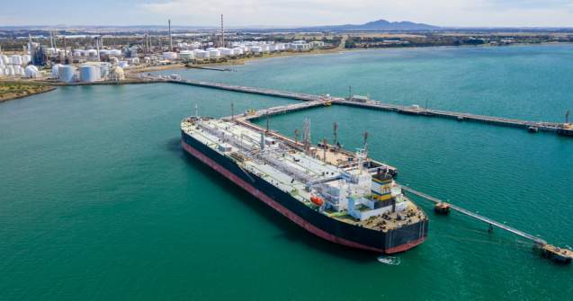 Grecia a confiscat un petrolier rusesc în apropiere de insula Evia