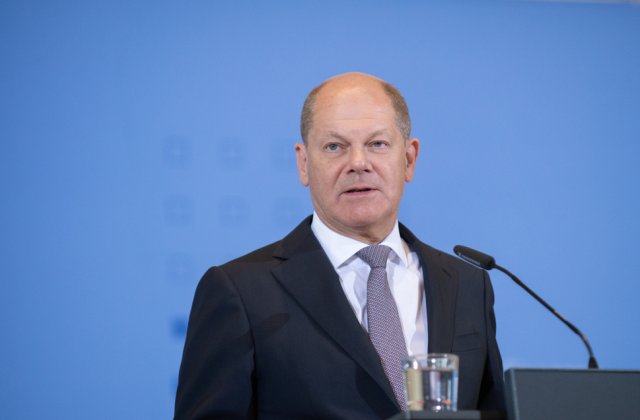 Olaf Scholz: Vladimir Putin poartă responsabilitatea crimelor de război &icirc;n Ucraina 