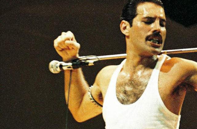 Viata si cariera lui Freddie Mercury, intr-o revista de benzi desenate