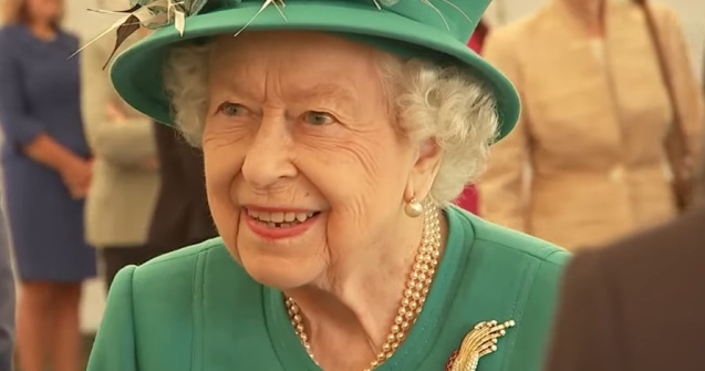 Regina Elisabeta a II-a împlinește azi 96 de ani