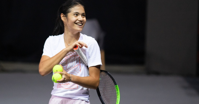 Emma Răducanu s-a calificat în sferturile de finală la WTA de la Stuttgart