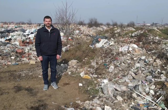 VIDEO Descoperirea făcută de fostul șef al gărzii de Mediu, la o groapă de gunoi: &rdquo;Miroase ca pe front, poate și mai rău&rdquo;