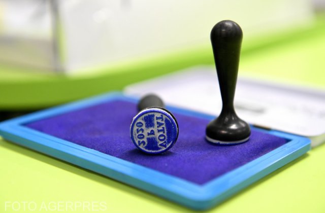 Francezii din România își aleg duminică președintele. Secții de votare 