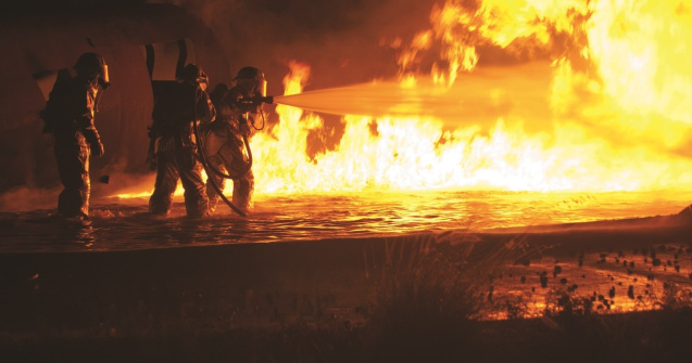 Incendiu la un depozit de produse petroliere din Rusia în apropierea de Ucraina