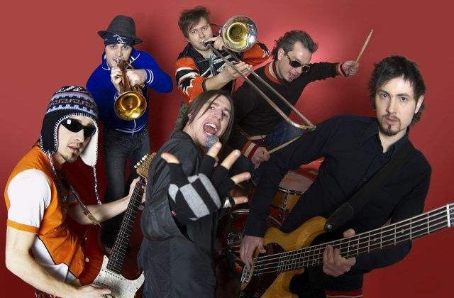 Zdob si Zdub sarbatoreste 20 de ani printr-un concert, pe 8 mai, in Bucuresti