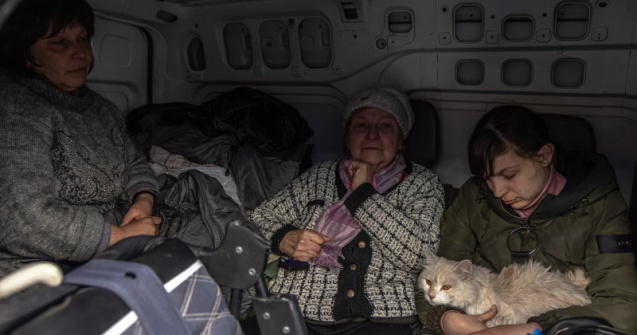 BREAKING NEWS Rusia anunță încetarea ostilităților pentru a lăsa civilii să plece din Azovstal