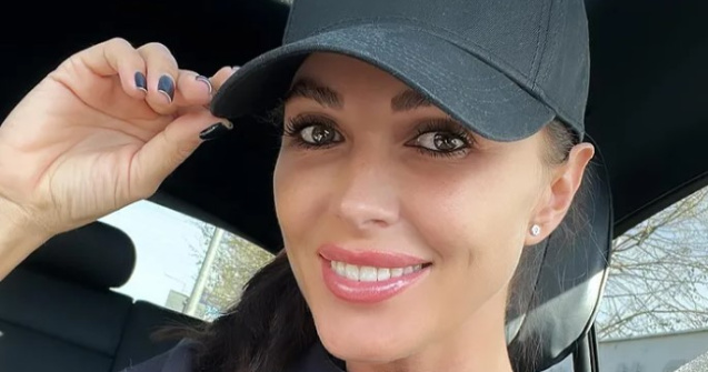 O fostă ispită de la Insula Iubirii a făcut-o praf pe Ilinca Vandici după ce și-a lăudat soțul: „El trebuie să fie șmecher, să rămână așa”