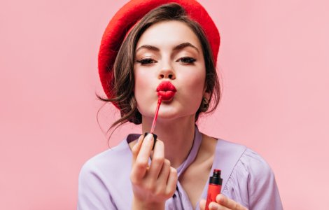  Top  7 sfaturi pentru a alege rujul potrivit pentru tine