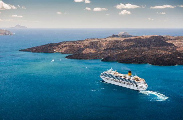 Transportul public maritim din Grecia va fi suspendat pe 1 mai din cauza grevei angajaților