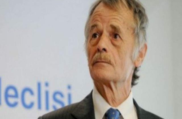 Liderul tatarilor are accesul interzis in Crimeea timp de cinci ani