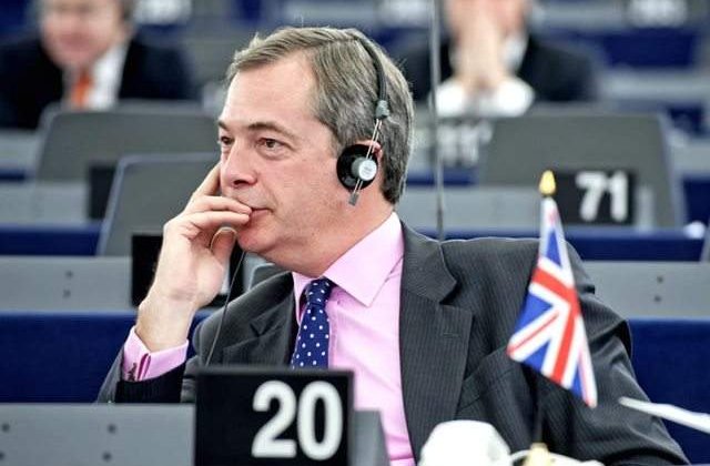 Farage: Refuzam talente din India pentru a primi romani! E lipsit de sens