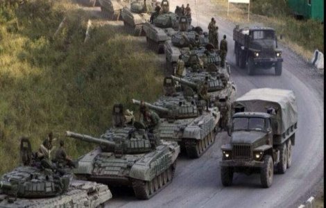 Blindate ucrainene au intrat in bastionul separatist prorus Slaviansk