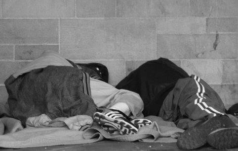  Top  Si-au invins destinul! Zece vedete care au locuit pe strazi