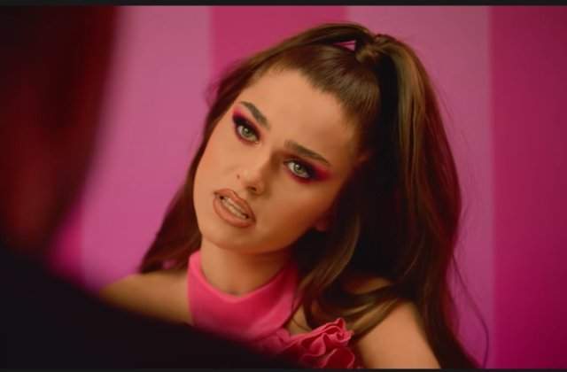 Denisa Filcea, acuzații grave la adresa lui Theo Rose: „Nu avea unde să o vadă altundeva”