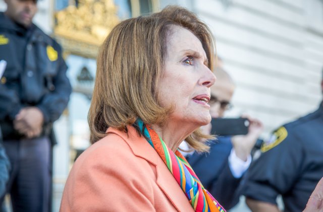 Nancy Pelosi s-a &icirc;nt&acirc;lnit cu Volodimir Zelenski la Kiev: &bdquo; &rdquo;Este o luptă pentru toată lumea&rdquo;