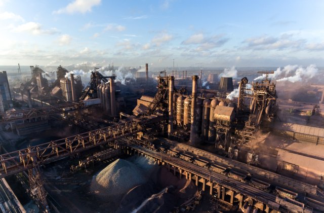 Rusia: 46 de civili au părăsit zona combinatului Azovstal