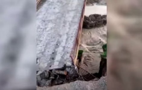 Prăbușirea podului din Vrancea. Proiectantul spune că nu e vinovat