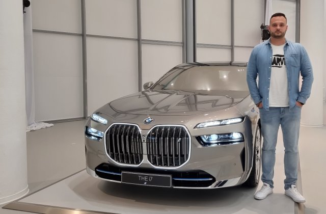 Am văzut pe viu noul BMW Seria 7: avem 5 lucruri esențiale despre limuzina germană