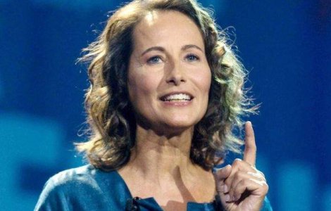 Noul ministru francez al Ecologiei interzice decolteurile in institutie