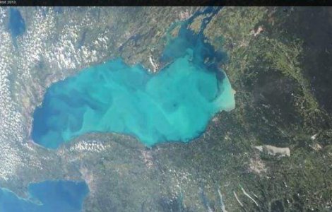  Video  Imagini cu PAMANTUL vazut de pe orbita