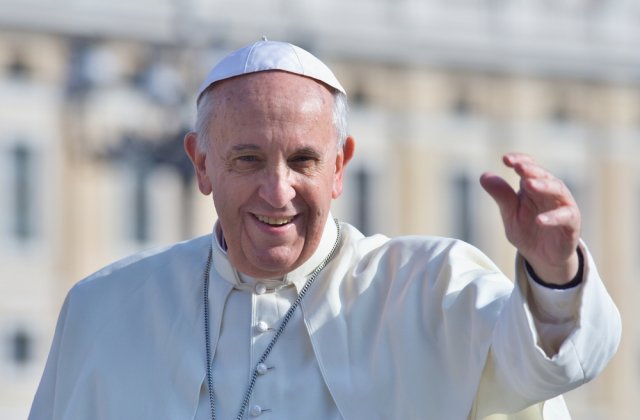 Papa Francisc: &bdquo;Orban mi-a spus că rușii au &icirc;n plan să termine totul pe 9 mai&rdquo;
