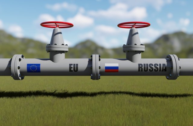 UE pregătește un proiect de embargo asupra petrolului şi a produselor petroliere achiziţionate din Rusia