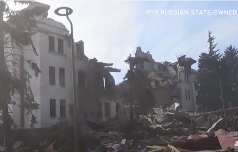 Associated Press: Aproape 600 de oameni au fost uciși în atacul de la teatrul din Mariupol