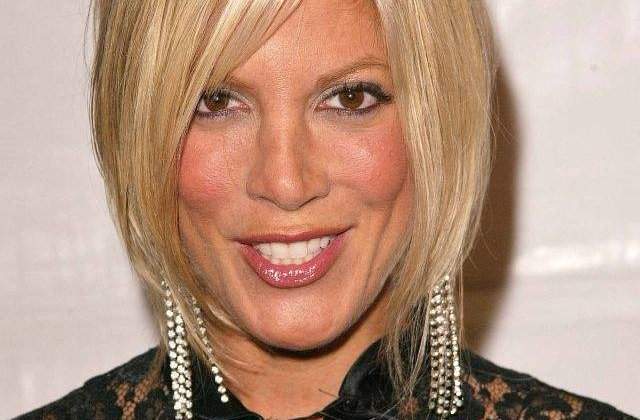 Tori Spelling, internata in spital in secret