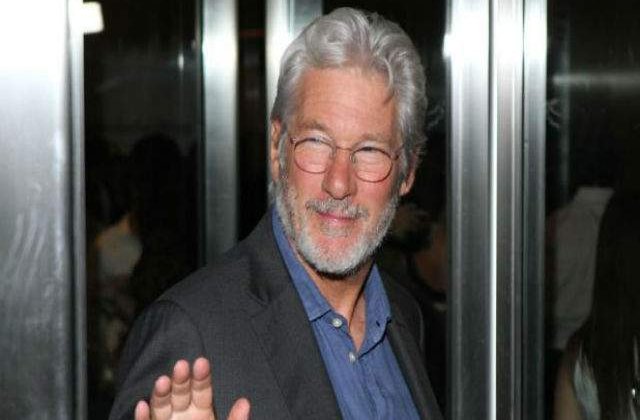 Richard Gere, confundat de o turista cu un cersetor
