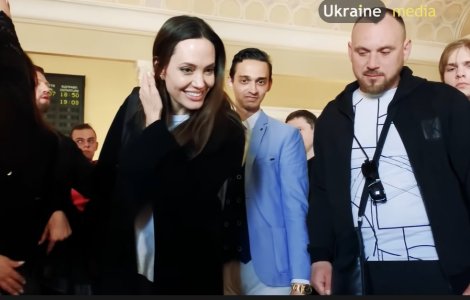 Angelina Jolie, în stare de șoc după ce a mers în Lvov: „Când o bombă sau un obuz explodează...”