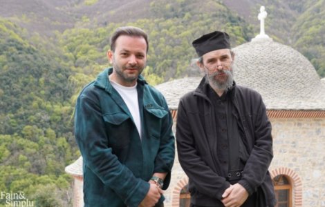 Mihai Morar propune un nou episod „Fain & Simplu", despre știință și conștiință, cu Părintele Teologos fost Programator IT
