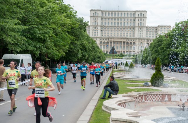 Un japonez ce participa la Semimaratonul București a intrat în stop cardio-respirator