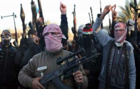  Foto  Prizonier, CRUCIFICAT de gruparile jihadiste din Siria