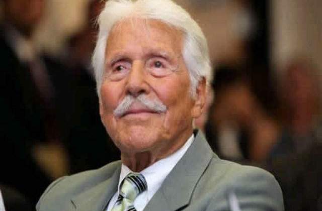 Actorul Efrem Zimbalist Jr. a murit la 95 de ani