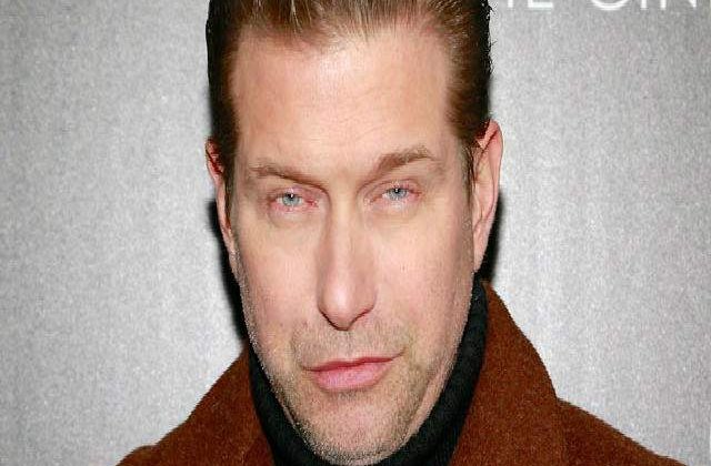 Stephen Baldwin, arestat pentru ca isi conducea masina cu permisul suspendat