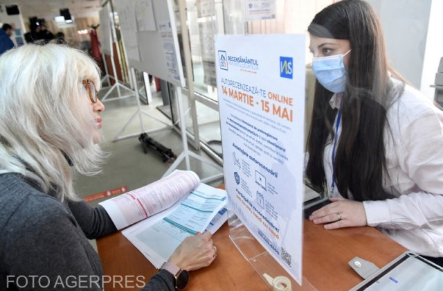 Recensământ 2022: Românii au dat năvală pe site-ul de autorecenzare. Ce amenzi riscă cei care nu furnizează datele până la 15 mai 