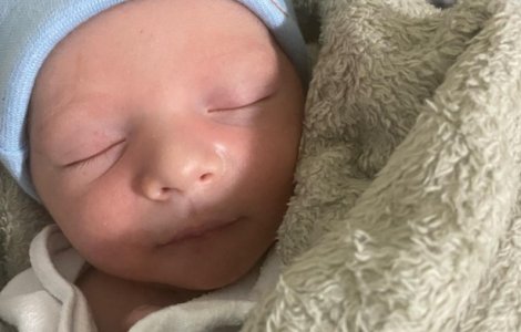 O femeie a născut în timpul unui concert Metallica, pe piesa ”Enter Sandman”