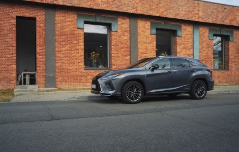 Test drive Lexus RX450h - Parteneriat pe termen lung