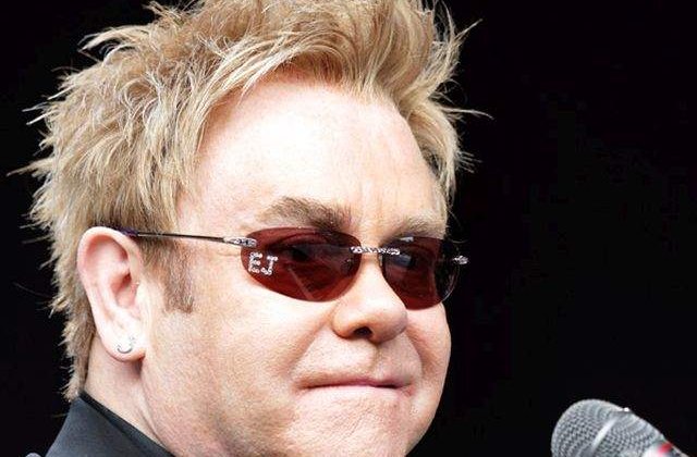 Elton John, unul dintre cei mai darnici artisti