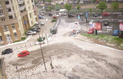 Video  Inundatiile APOCALIPTICE de duminica din Capitala in IMAGINI